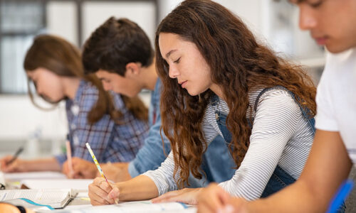 Tuesday 2 May: 12pm -12.45pm: Supporting Teens with GCSE and A Level revision stress by a qualified study skills teacher